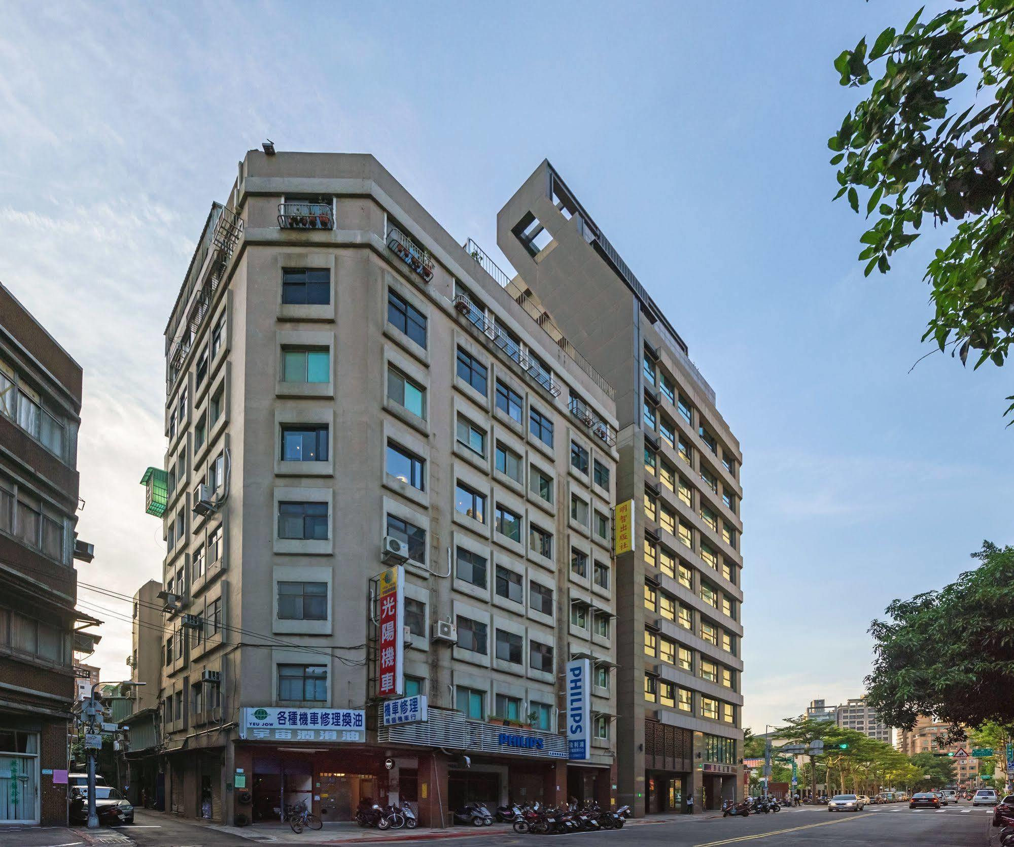 Play Design Hotel Taipei Exterior photo